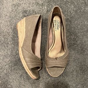 Life stride espadrille open toe wedge sandal heels